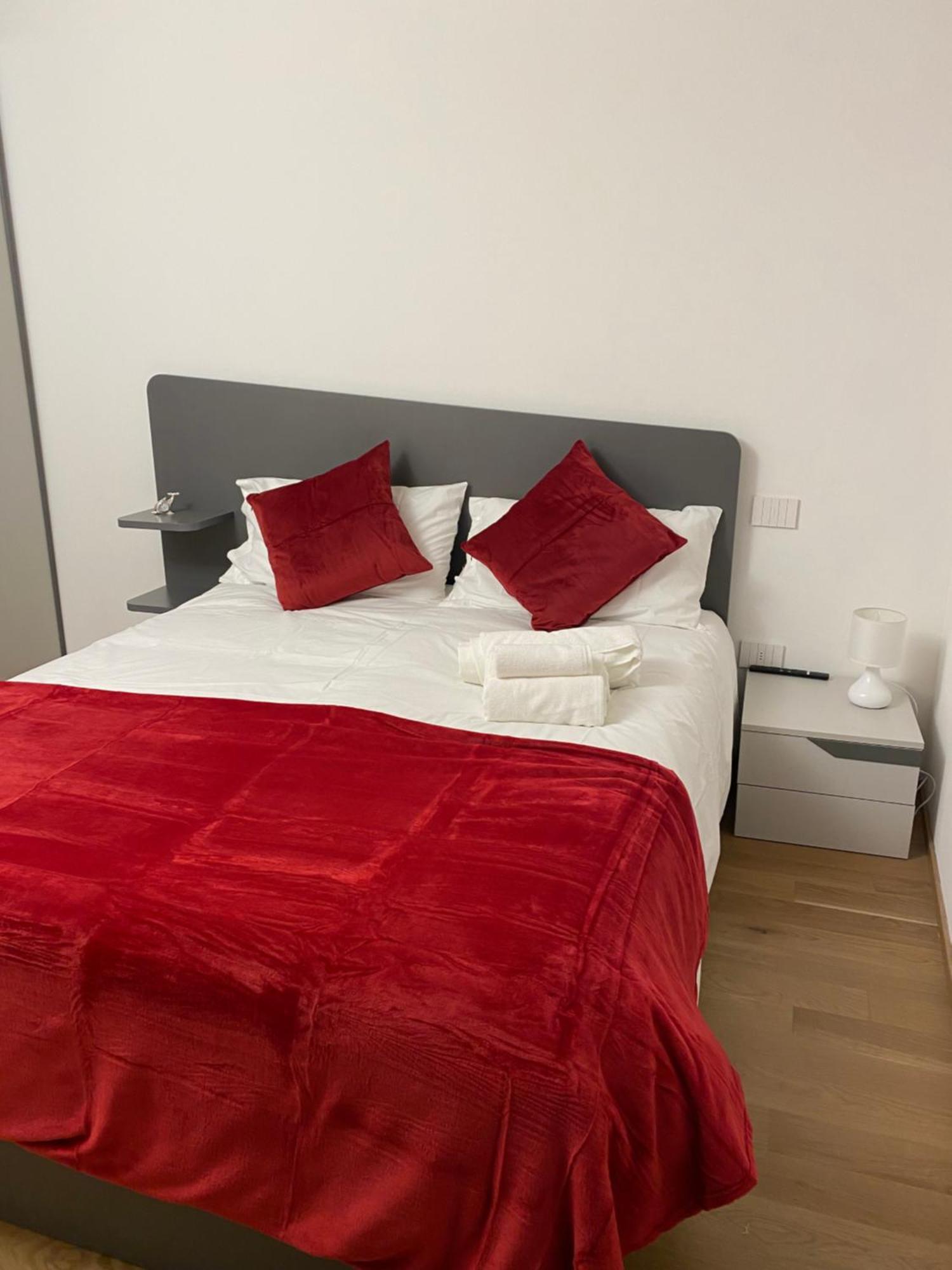 ヴェローナCasa San Zenoアパートメント エクステリア 写真